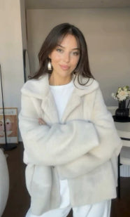 Isla | Loose plush teddy jacket with lapel collar