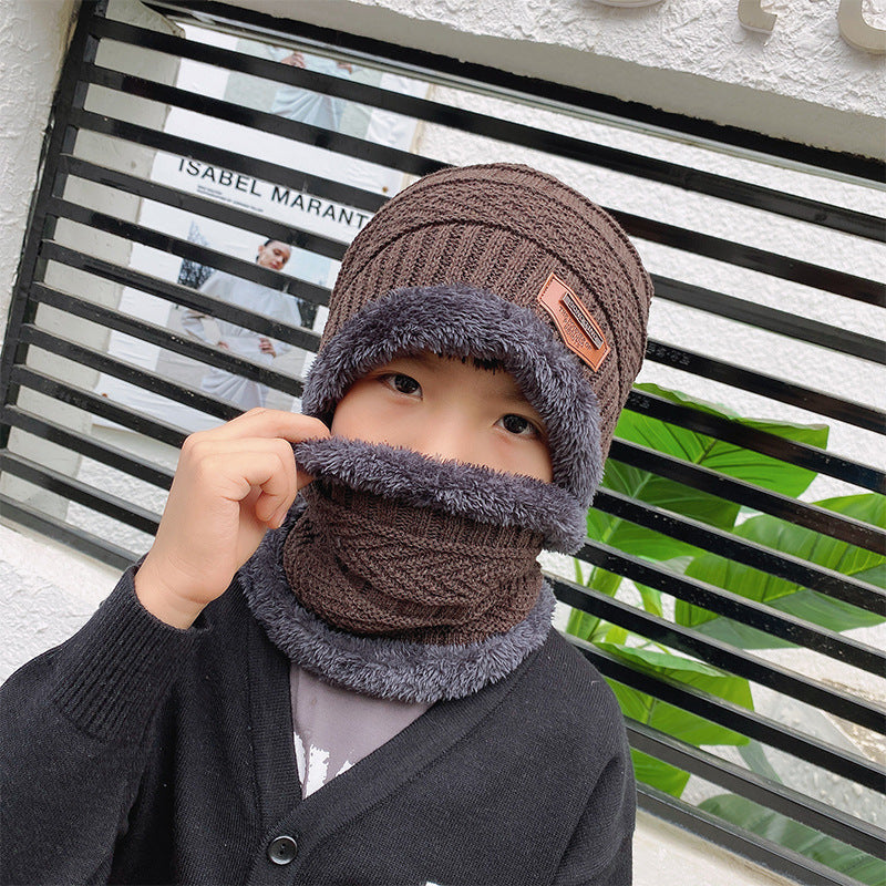 Knitted beanie and neck warmer set
